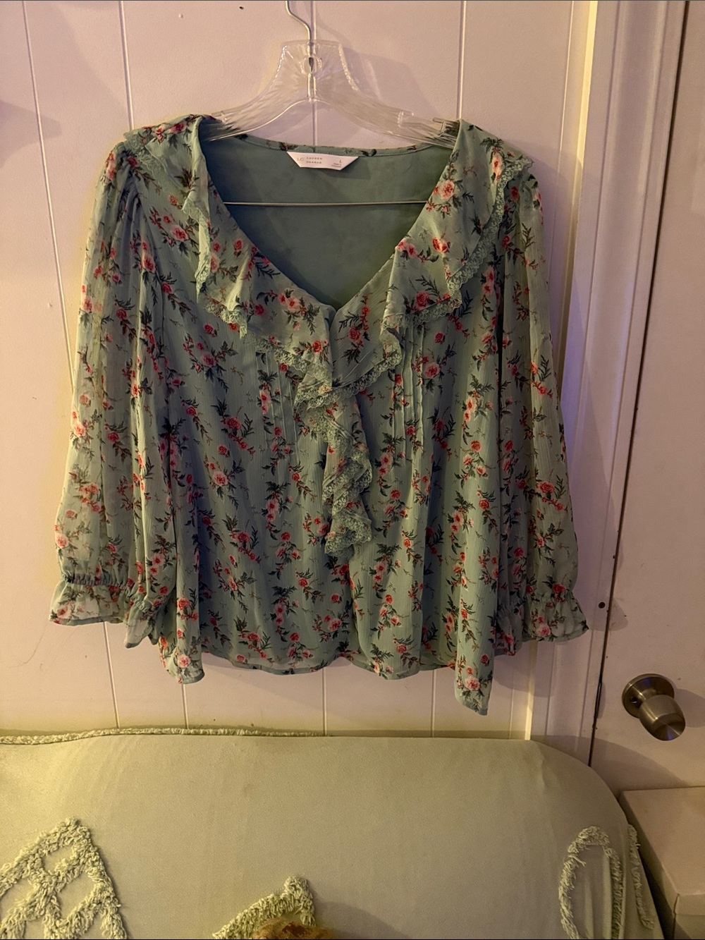 LC Lauren Conrad Mint Green Floral Ruffle V-Neck Blouse